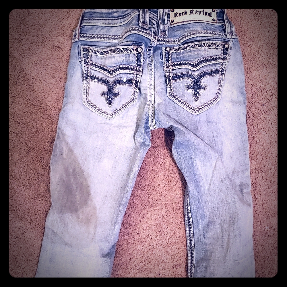 Rock revival Jean's